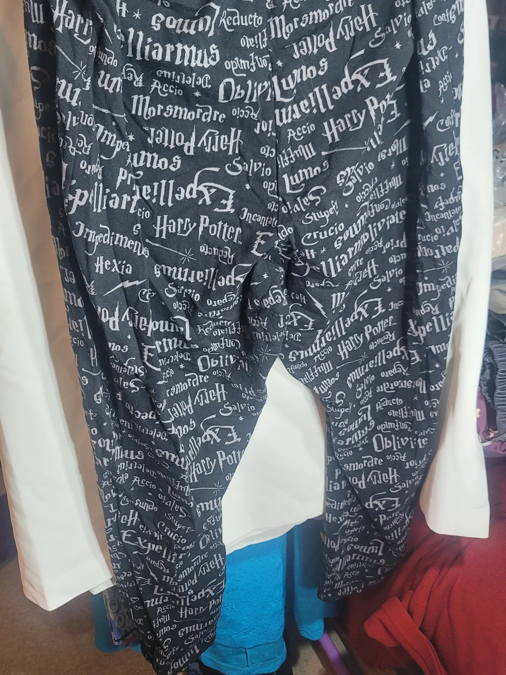 Harry Potter Spell Script Leggings - Picture 3 of 4